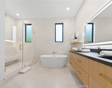 12507 Miranda - Photo Thumbnail 41
