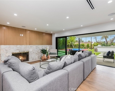 23949 Nomar Street - Photo Thumbnail 10