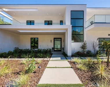 4930 Palomar Drive - Photo Thumbnail 3