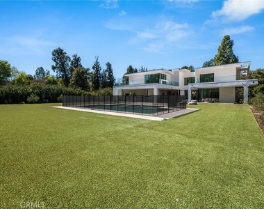 4930 Palomar Drive - Photo Thumbnail 22