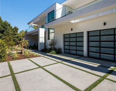 4930 Palomar Drive - Photo Thumbnail 5