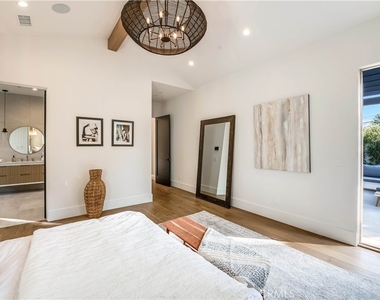5323 Allott Avenue - Photo Thumbnail 48