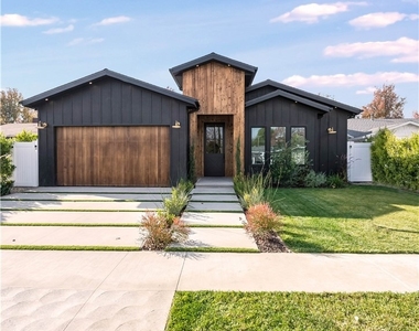 5323 Allott Avenue - Photo Thumbnail 3