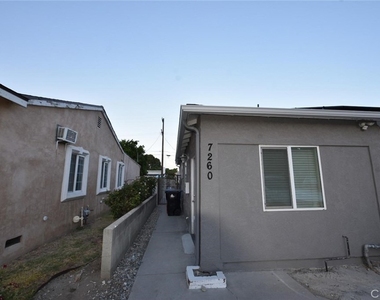 7260 Yolanda Avenue - Photo Thumbnail 15