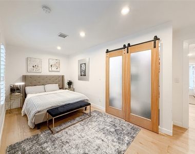 15722 Magnolia - Photo Thumbnail 32
