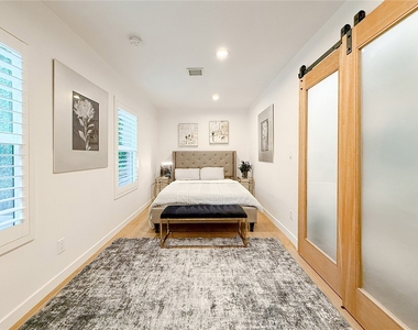 15722 Magnolia - Photo Thumbnail 31