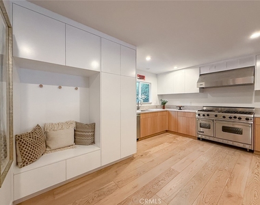 15722 Magnolia - Photo Thumbnail 9
