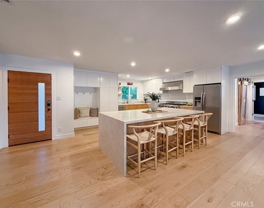 15722 Magnolia - Photo Thumbnail 7