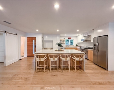 15722 Magnolia - Photo Thumbnail 8