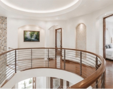 5455 E Sorrento Drive - Photo Thumbnail 14