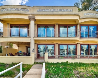 5455 E Sorrento Drive - Photo Thumbnail 1