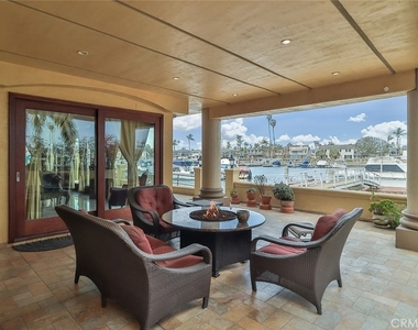 5455 E Sorrento Drive - Photo Thumbnail 11