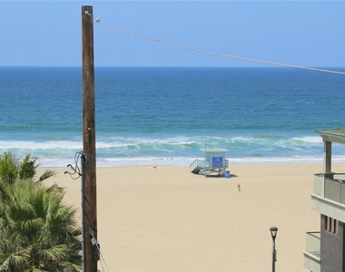 126 Neptune Avenue - Photo Thumbnail 10