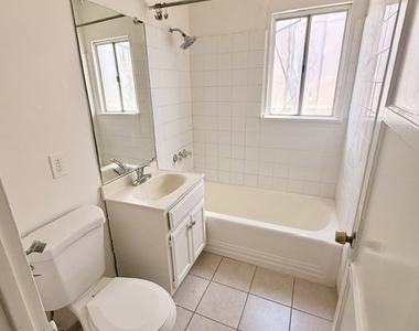 1402 W 78th Street - Photo Thumbnail 4