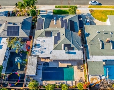 14132 Carfax - Photo Thumbnail 66