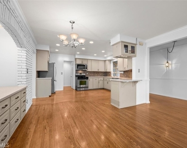 14132 Carfax - Photo Thumbnail 15