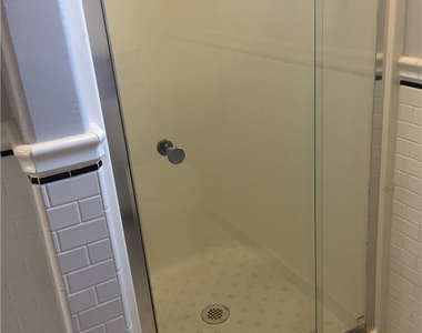 712 W Amerige Avenue - Photo Thumbnail 11