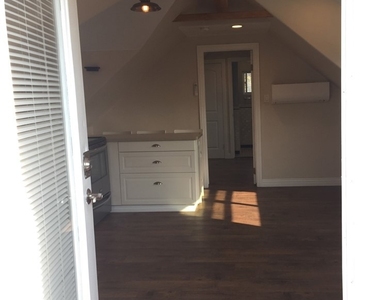 712 W Amerige Avenue - Photo Thumbnail 2