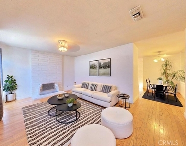 4053 Bayberry - Photo Thumbnail 8