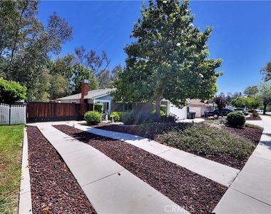 4053 Bayberry - Photo Thumbnail 6
