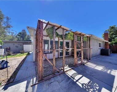 4053 Bayberry - Photo Thumbnail 37
