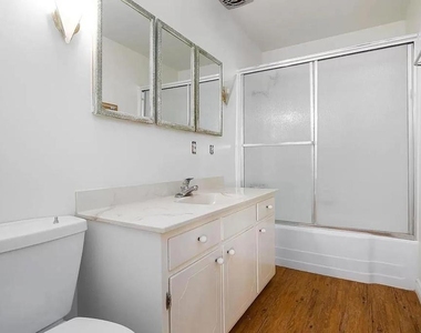 6985 Wisconsin Avenue - Photo Thumbnail 12