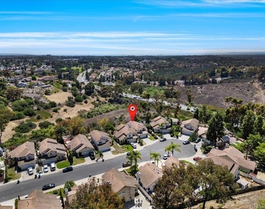 1908 Clearbrook Drive - Photo Thumbnail 31