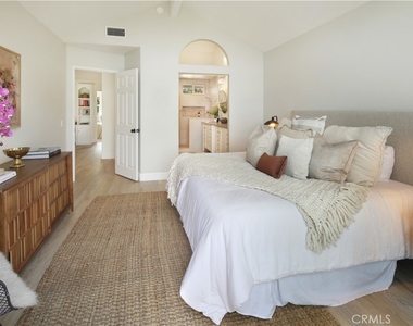 29396 Elba Drive - Photo Thumbnail 12