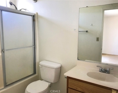 11604 Walcroft Street - Photo Thumbnail 10