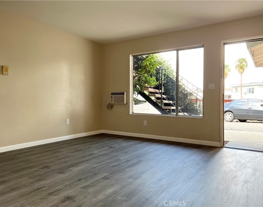 640 Ward Street - Photo Thumbnail 1