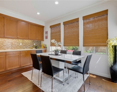 60 Sedgewick - Photo Thumbnail 9