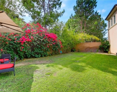 60 Sedgewick - Photo Thumbnail 22