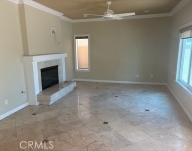 16 Somerset - Photo Thumbnail 7