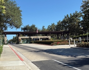 16 Somerset - Photo Thumbnail 25