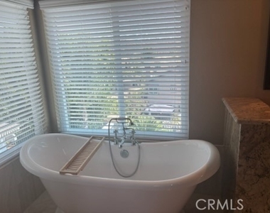 16 Somerset - Photo Thumbnail 14