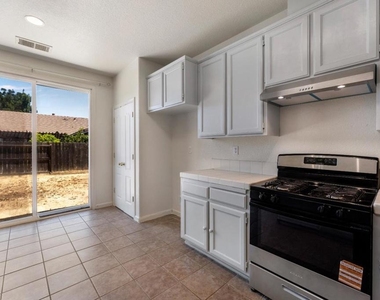 3 Mill Springs Court - Photo Thumbnail 15