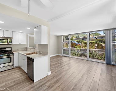 280 Aster Street - Photo Thumbnail 8