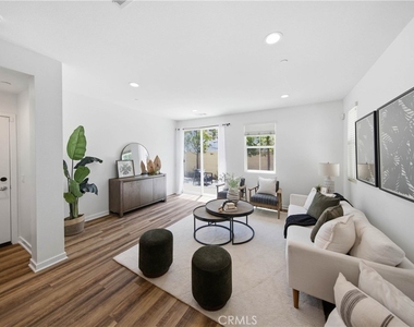 385 N Avelina - Photo Thumbnail 3