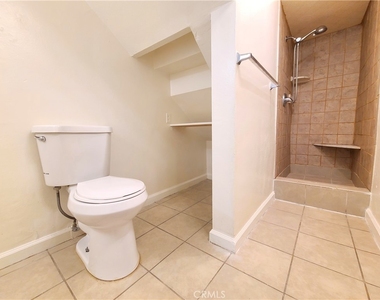 3891 Locust Street - Photo Thumbnail 9