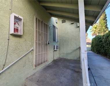 3891 Locust Street - Photo Thumbnail 2