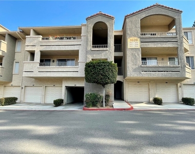 1020 Vista Del Cerro - Photo Thumbnail 2