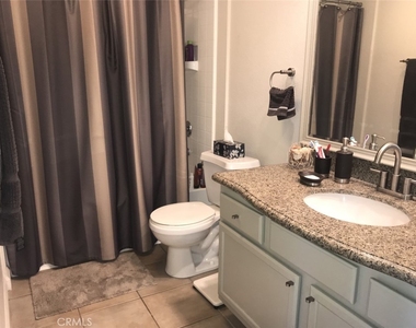 1020 Vista Del Cerro - Photo Thumbnail 12