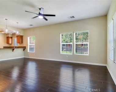 1510 Orange Avenue - Photo Thumbnail 3