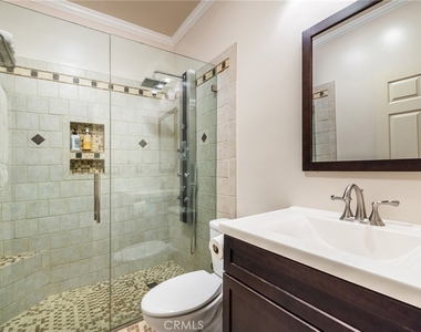 1224 Stanley Avenue - Photo Thumbnail 24
