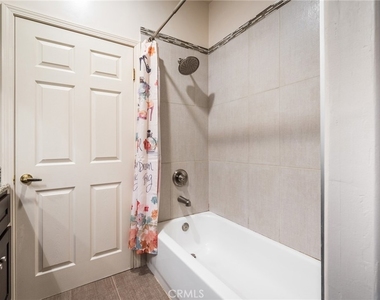 1224 Stanley Avenue - Photo Thumbnail 21