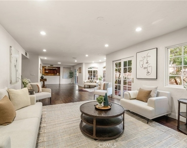 828 S Sunset Canyon - Photo Thumbnail 8