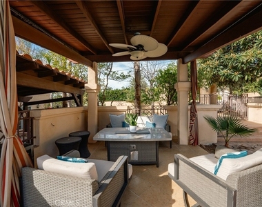 828 S Sunset Canyon - Photo Thumbnail 24