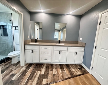 1033 S Bonnie Beach Place - Photo Thumbnail 19