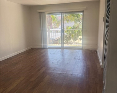 1755 Sherman - Photo Thumbnail 6