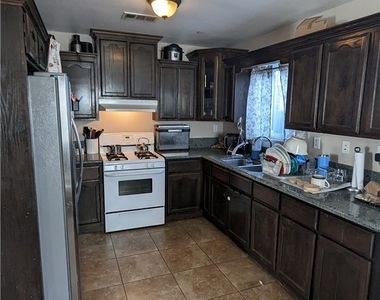 239 E 110th Street - Photo Thumbnail 1
